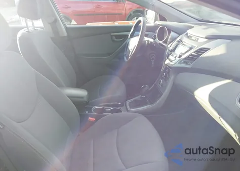 2015 Hyundai Elantra Se z USA, uszkodzony, nr VIN KMHDH4AE0FU415232